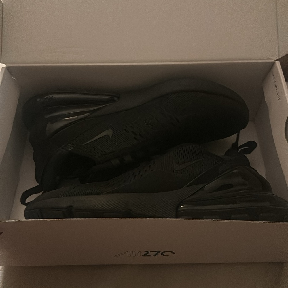 Nike W Air Max 270